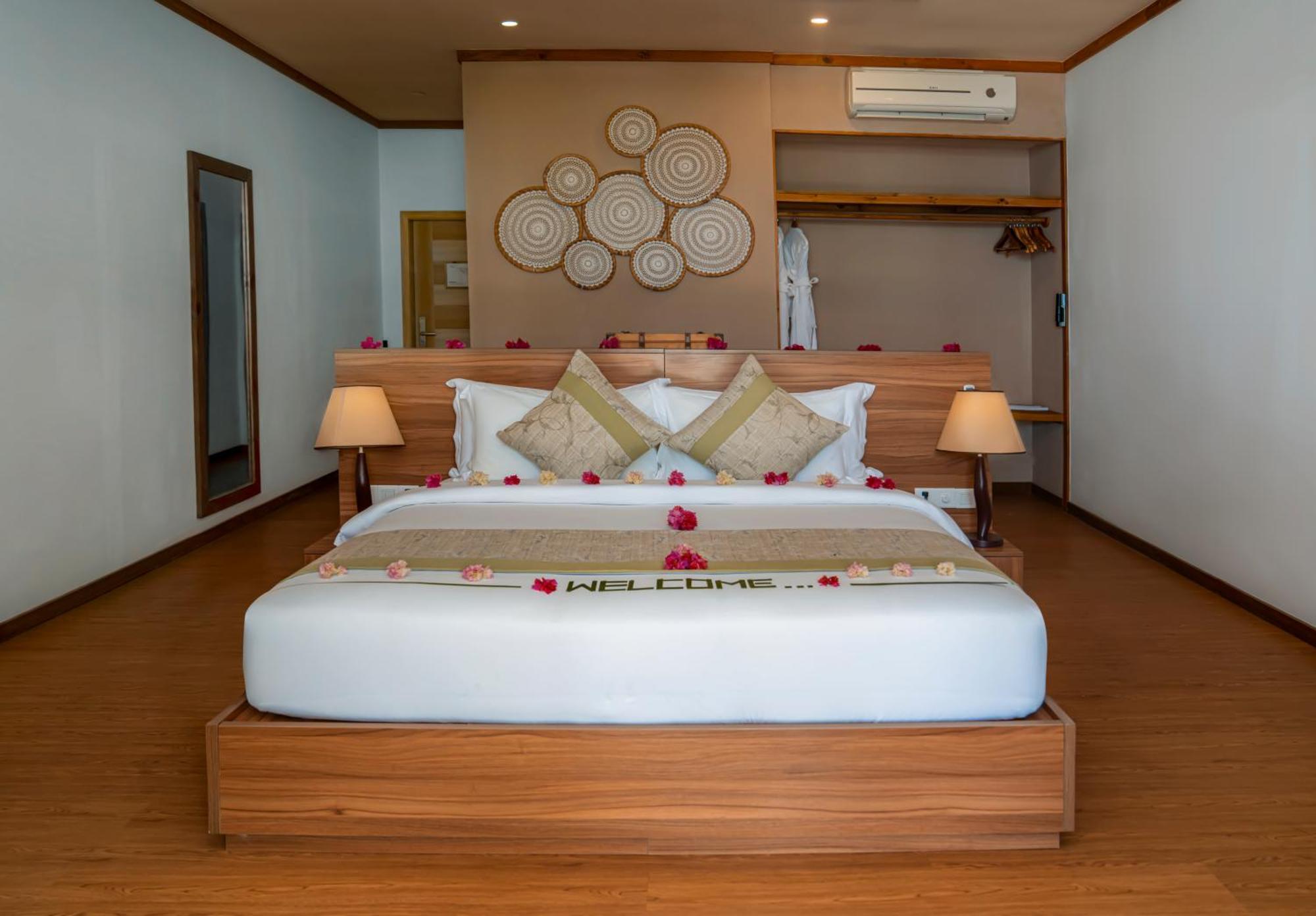 Hotel Brennia Kottefaru Maldives Esterno foto